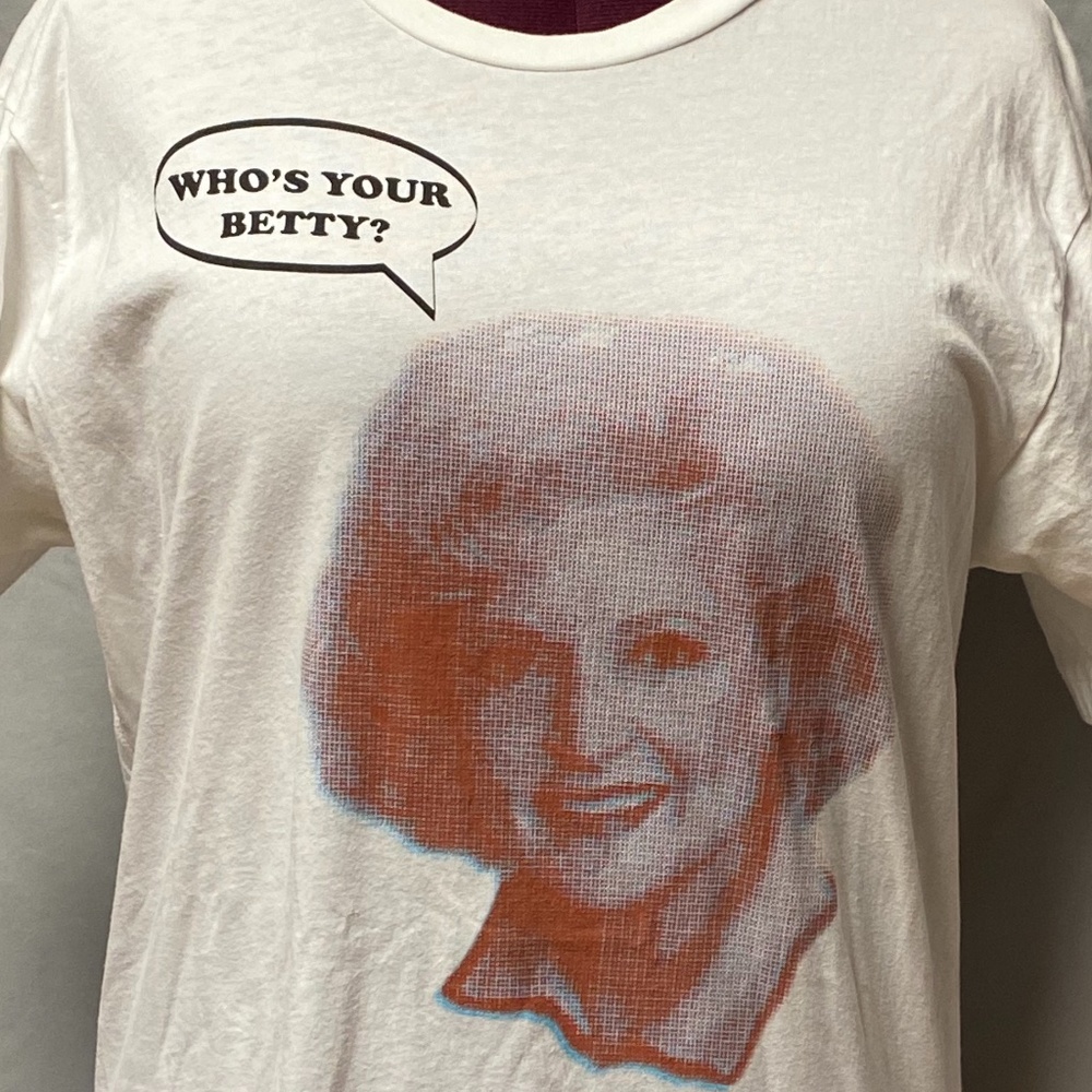 Betty White short sleeve t-shirt